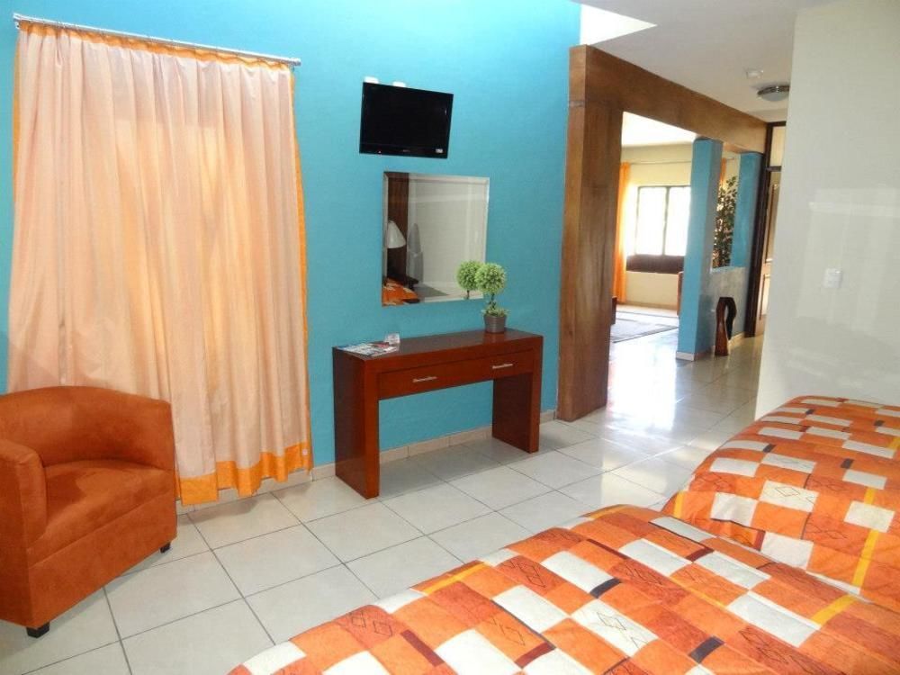 Hotel Plaza Rubio Amatitan Екстериор снимка